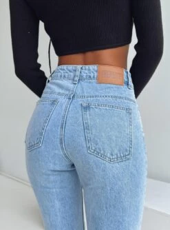 Princess Polly Cabarita Lounge Denim Jeans Mid Wash -Eva Style Shop 5 modelinfo eyes us2 c40c2170 f675 4bb5 8174 311506f392b2