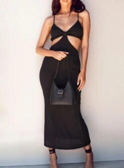 Princess Polly Jocelyn Cut Out Midi Dress Black -Eva Style Shop 5 modelinfo izy US2 1308eaeb 05e6 455c aaa1 ca0ac257190f