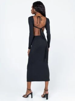 Princess Polly Hunter Midi Dress Black 10 Princess Polly Hunter Midi Dress Black -Eva Style Shop 5 modelinfo tori us2 3afcc2cb 46ea 4108 98cb 357c6effd769