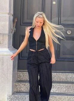 Princess Polly Everest Vest Top Black -Eva Style Shop Everest Vest Top Black