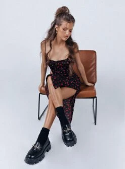 Princess Polly Noda Midi Dress Black/Red 17 Princess Polly Noda Midi Dress Black/Red -Eva Style Shop NODA MINI DRESS BLACK AND RED 4